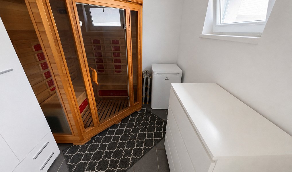 Prodej domu 198 m² s pozemkem 147 m², Rousínov – náhled fotky 34