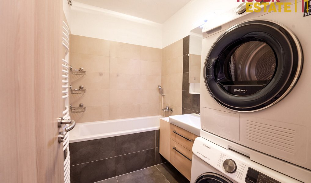 Prodej bytu 3+kk 80 m², Holubice – náhled fotky 15