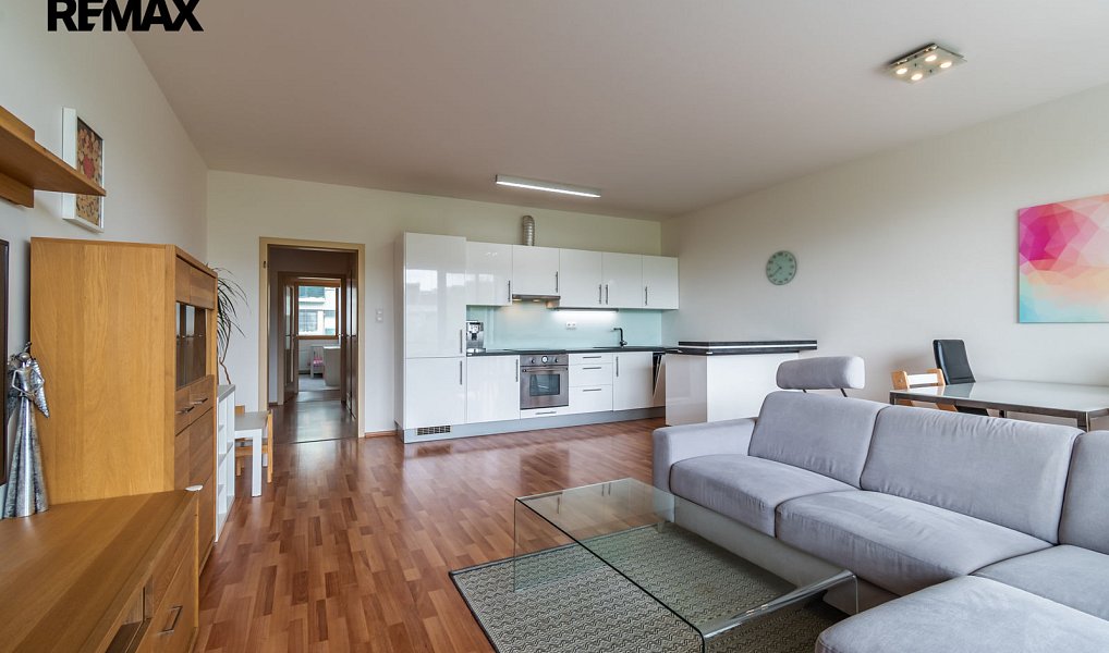 Pronájem bytu 3+kk 95 m², Praha – náhled fotky 2
