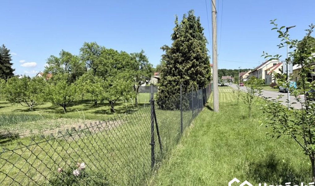 Prodej zahrady 808 m², Jankovice – náhled fotky 4