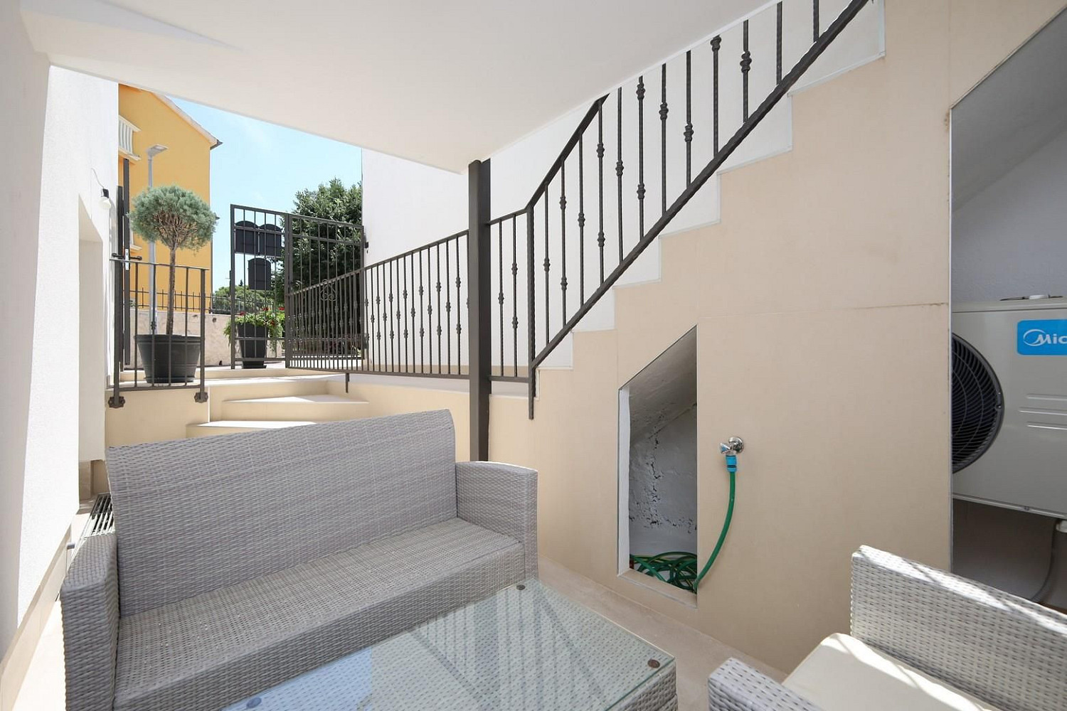 Prodej bytu 3+kk 67 m² — photo 4
