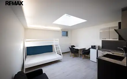 Pronájem bytu 1+kk 32 m²