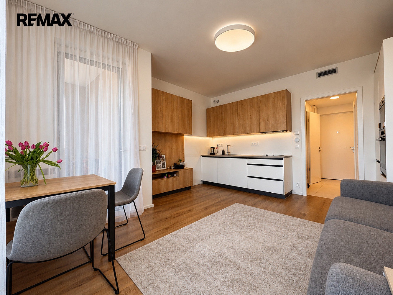 Pronájem bytu 1+kk 35 m²