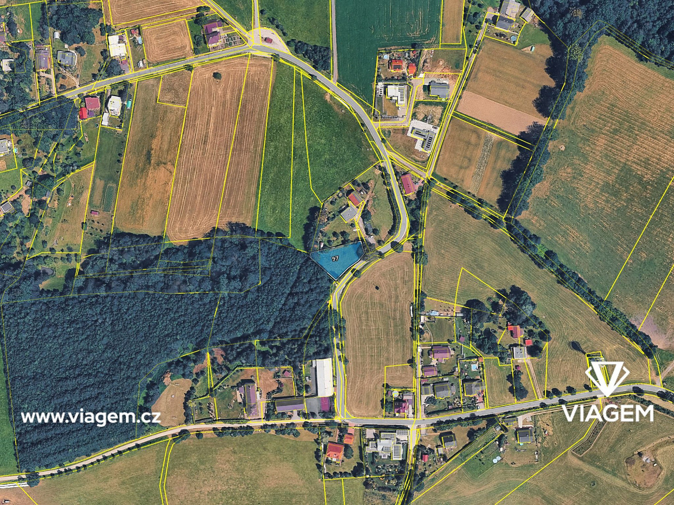 Prodej pole 1 055 m² – fotografie 4
