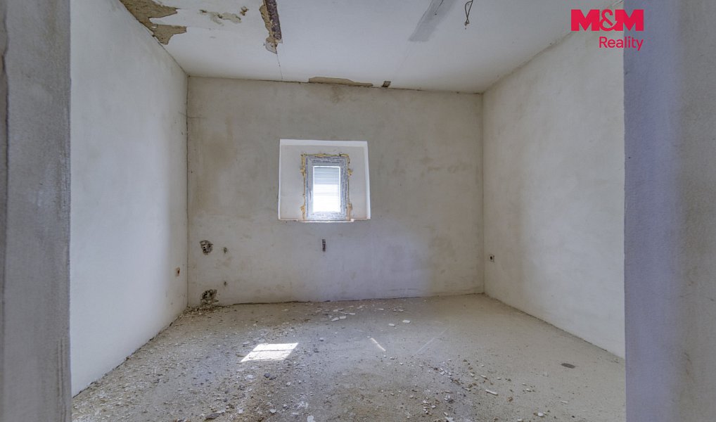 Prodej nájemního domu, činžáku 202 m², Dubí – náhled fotky 3