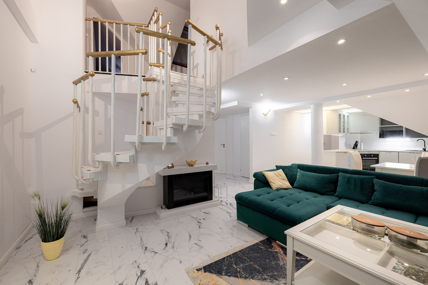 Prodej bytu 5+kk 104 m² – fotografie 2