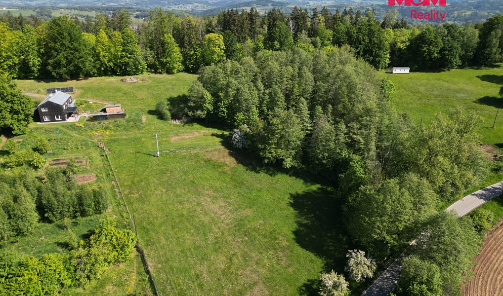 Prodej stavebního pozemku 2 000 m², Slaná – náhled fotky 4