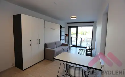 Pronájem bytu 1+kk 40 m²