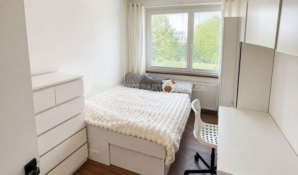 Prodej bytu 4+kk 77 m², Zlín – náhled fotky 10