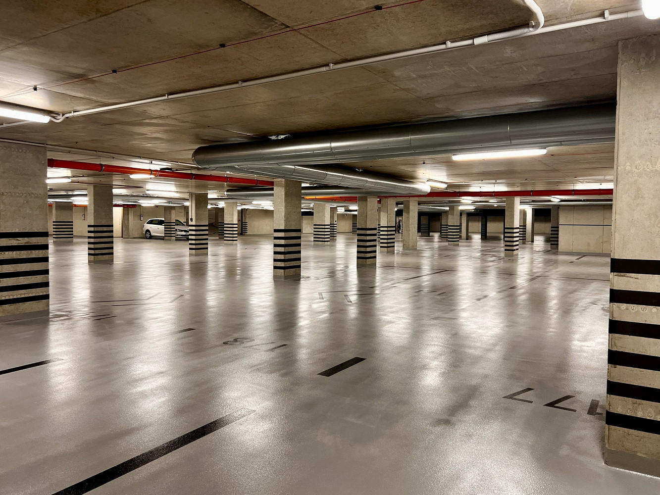 Parkovací místa v podzemní garáži rezidence pekárenský dvůr