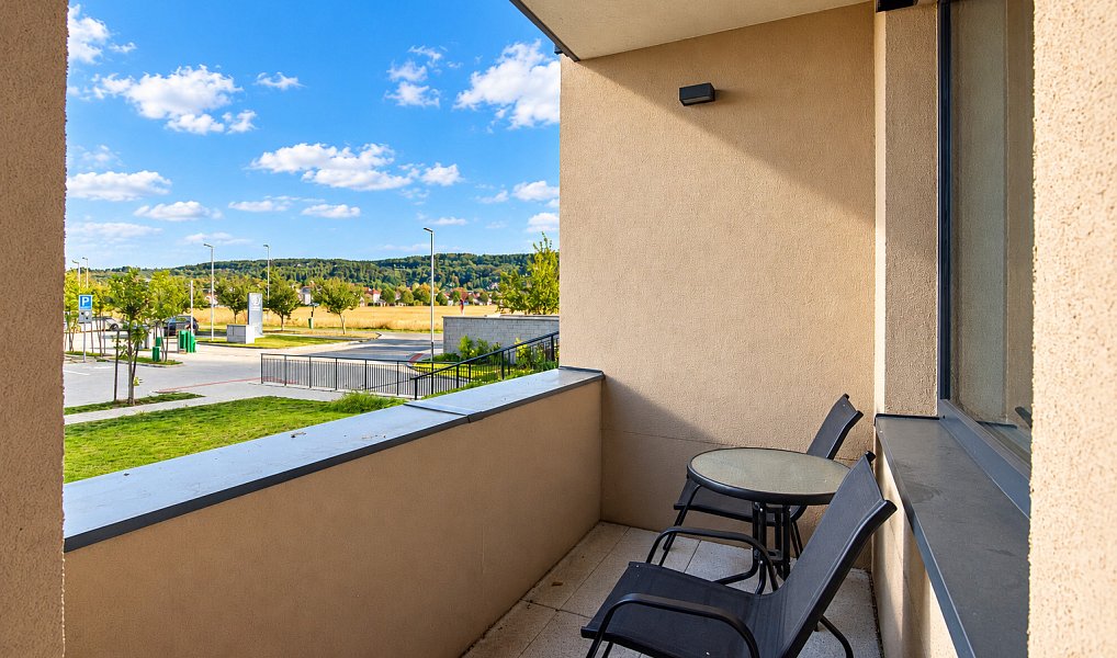 Pronájem bytu 2+kk 61 m², Praha – náhled fotky 9