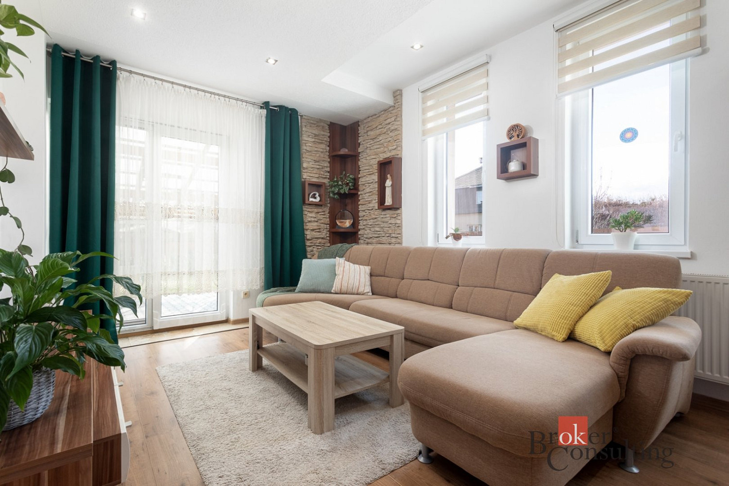 Prodej domu 268 m² s pozemkem 1 316 m²