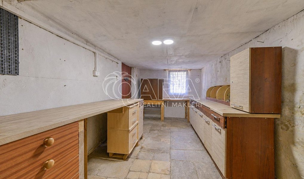 Prodej domu 306 m² s pozemkem 954 m², Podhradí – náhled fotky 20