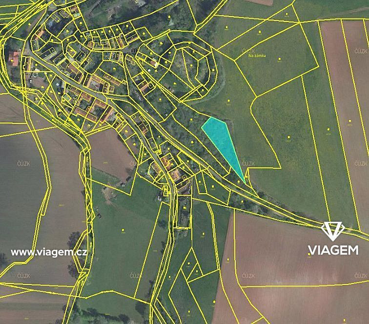 Prodej pole 1 435 m² – fotografie 2