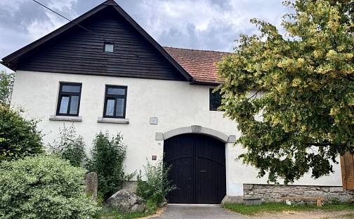 Prodej domu 300 m² s pozemkem 3 358 m², Řásná, okres Jihlava