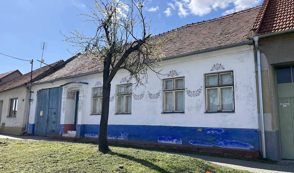 Prodej domu 200 m² s pozemkem 1 353 m², Svatobořice-Mistřín – náhled fotky 2