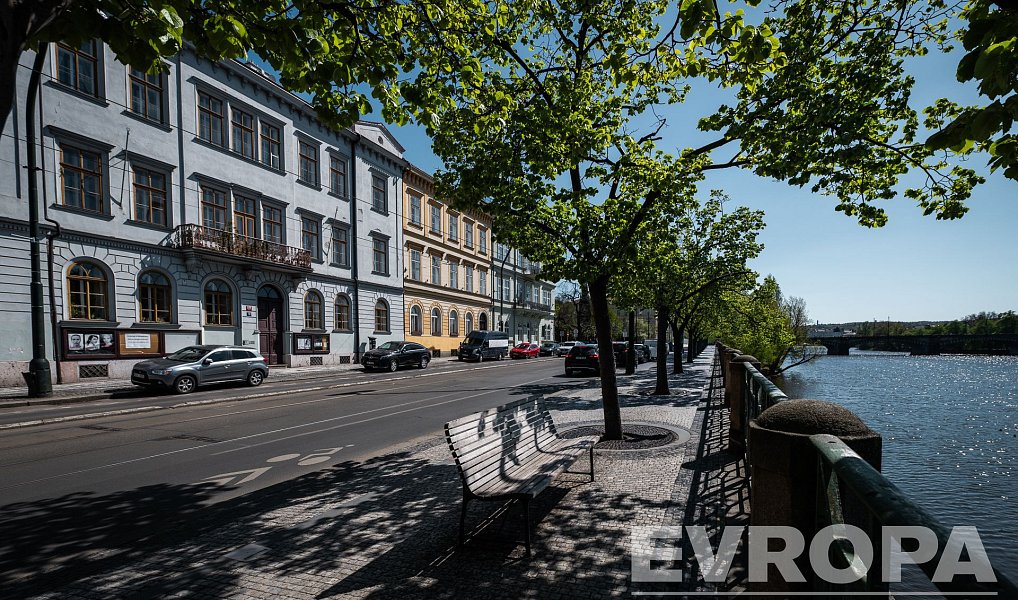 Prodej bytu 2+kk 77 m², Praha – náhled fotky 9