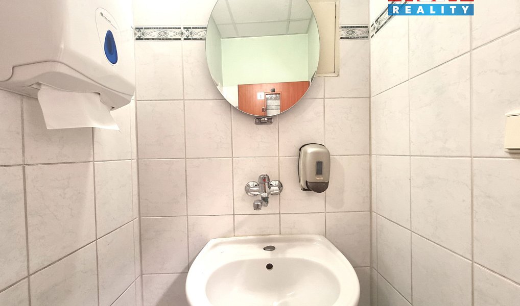 Pronájem kanceláře 18 m², Hodonín – náhled fotky 8