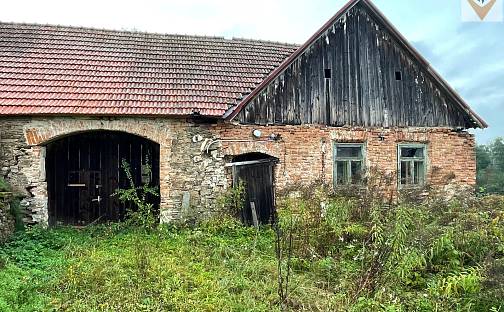 Prodej domu 397 m² s pozemkem 2 244 m², Útěchovice, okres Pelhřimov