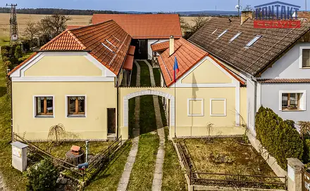Prodej domu 160 m² s pozemkem 1 633 m², Dunajovice, okres Jindřichův Hradec