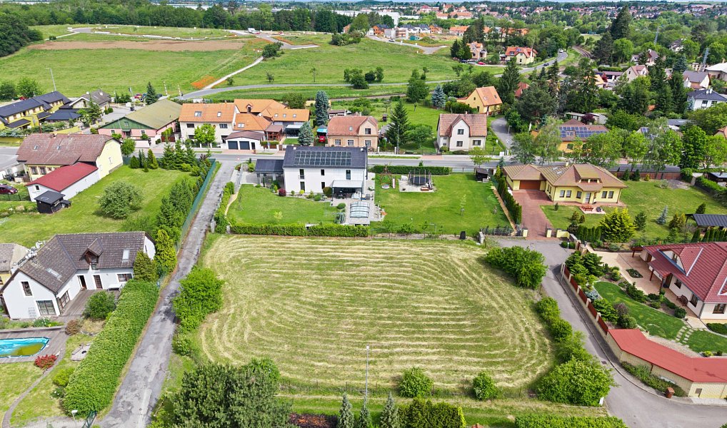 Prodej stavebního pozemku 1 636 m², Nučice – náhled fotky 5