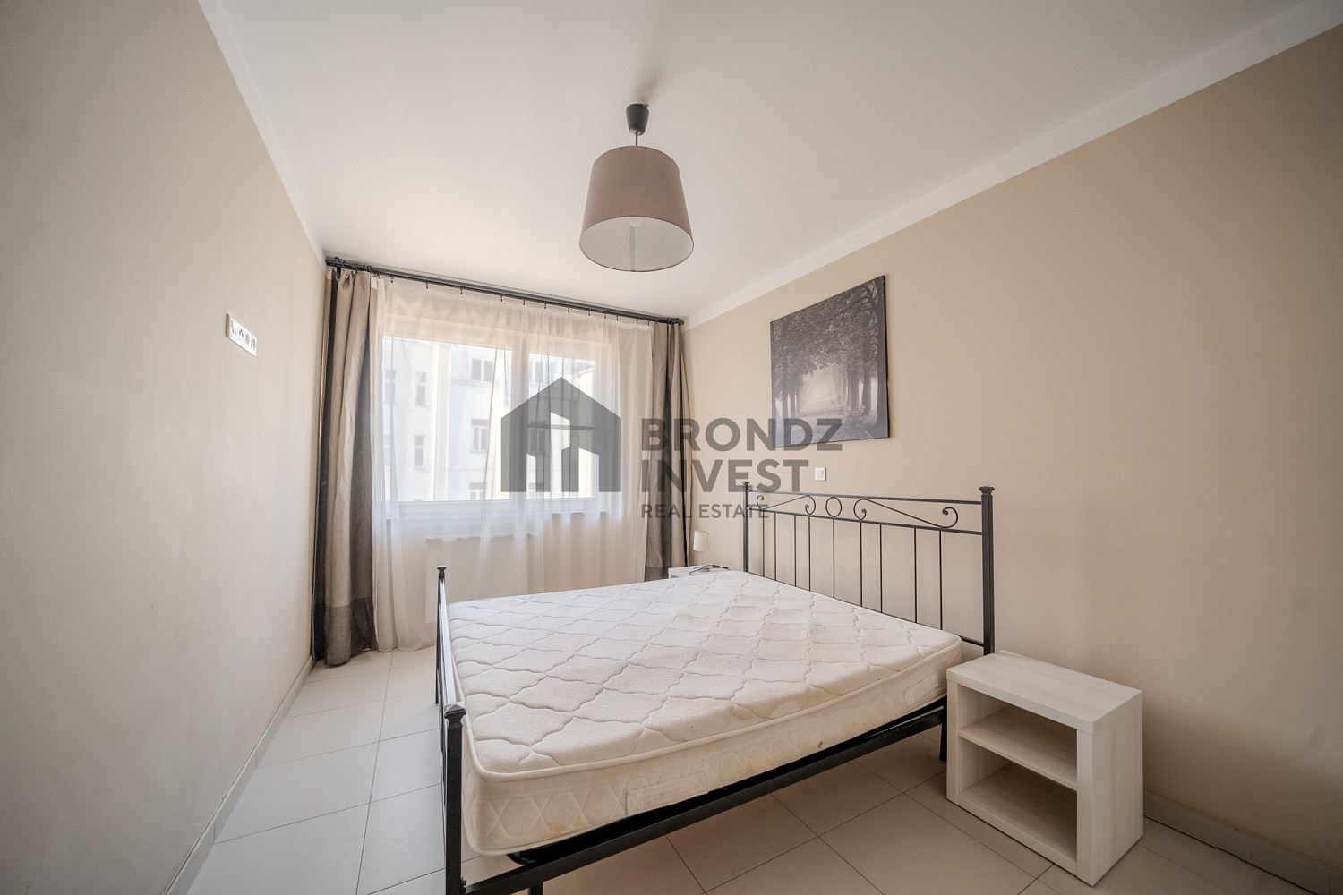 Pronájem bytu 2+kk 50 m² – fotografie 2