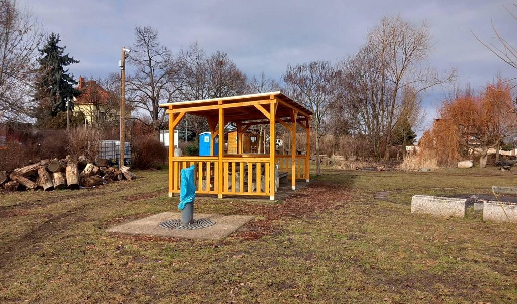Prodej domu 4 m² s pozemkem 80 m², Praha – náhled fotky 8