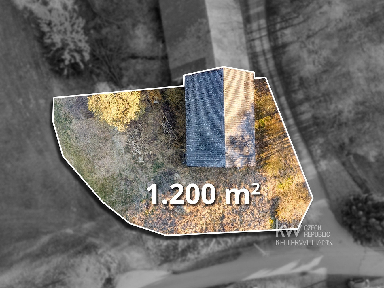 Prodej komerčního pozemku 1 200 m² – fotografie 4