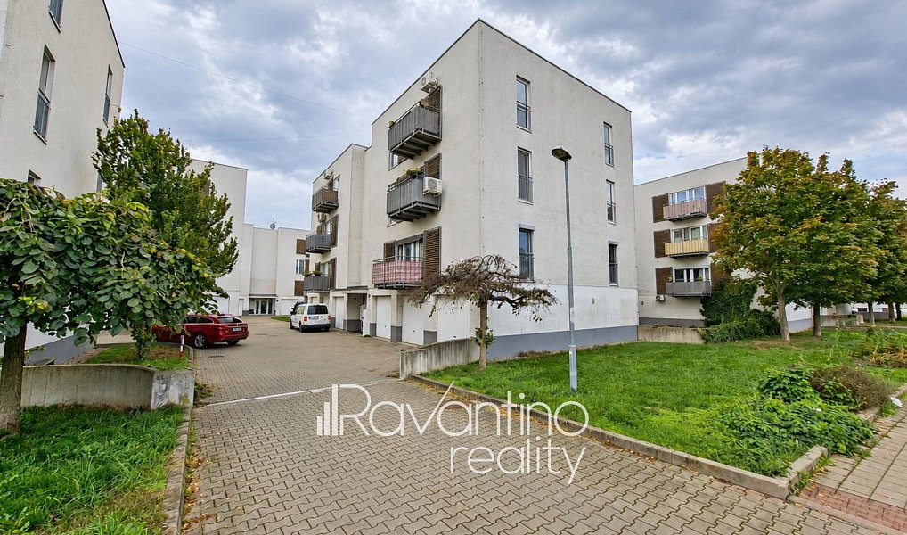 Pronájem bytu 1+kk 36 m², Brno – náhled fotky 2