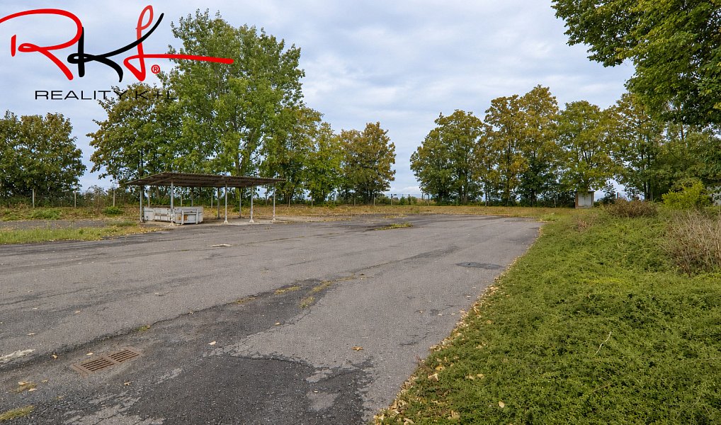 Pronájem kanceláře 32 m², Martiněves – náhled fotky 9