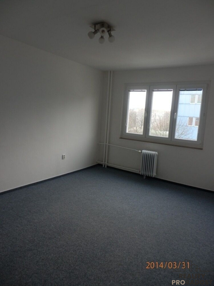 Pronájem bytu 2+1 52 m² – fotografie 3