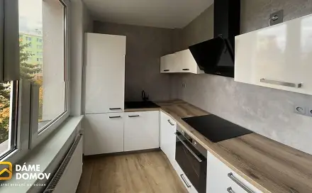 Pronájem bytu 2+1 54 m², Smetanova, Otrokovice, okres Zlín