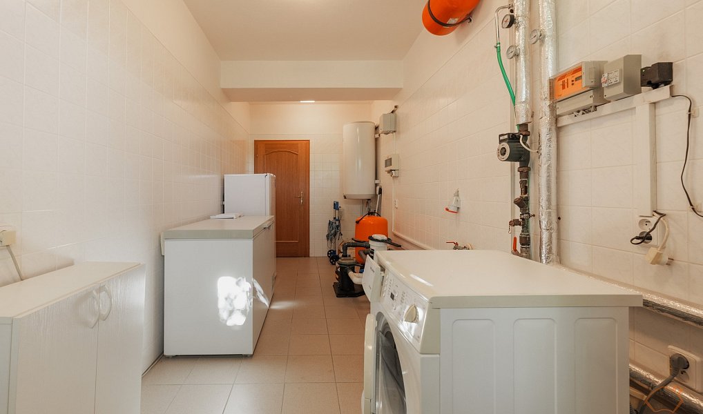 Prodej domu 470 m² s pozemkem 929 m², Luhačovice – náhled fotky 34