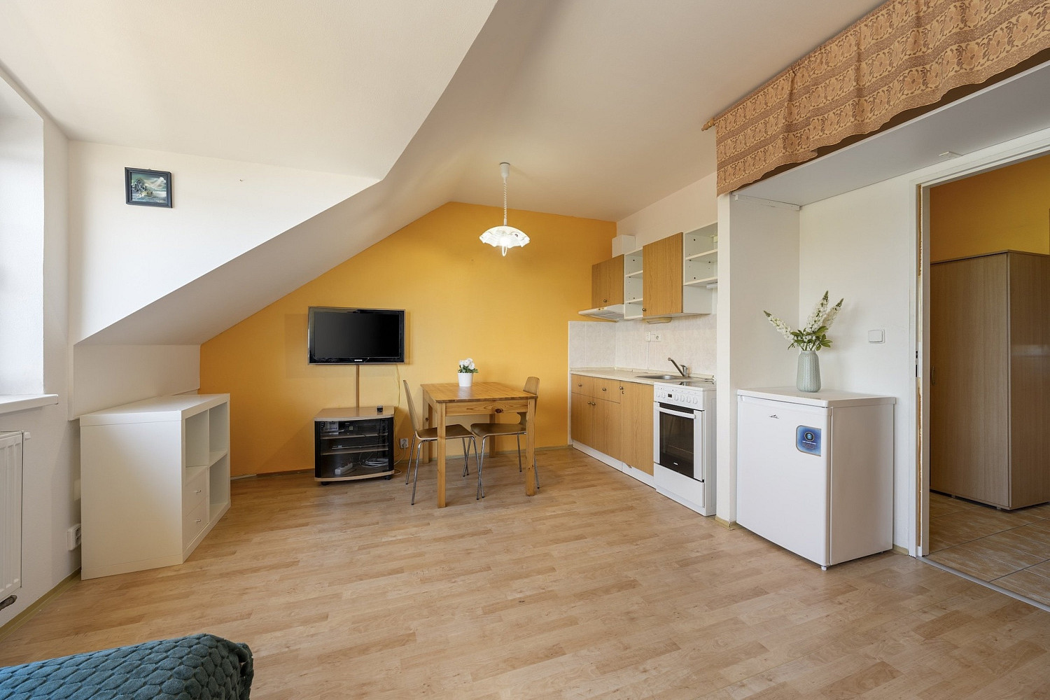Pronájem bytu 1+kk 25 m² – fotografie 4