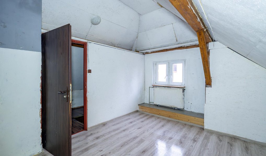 Prodej domu 186 m² s pozemkem 518 m², Podbořany – náhled fotky 15