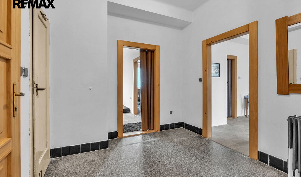 Prodej domu 250 m² s pozemkem 610 m², Hradec Králové – náhled fotky 9