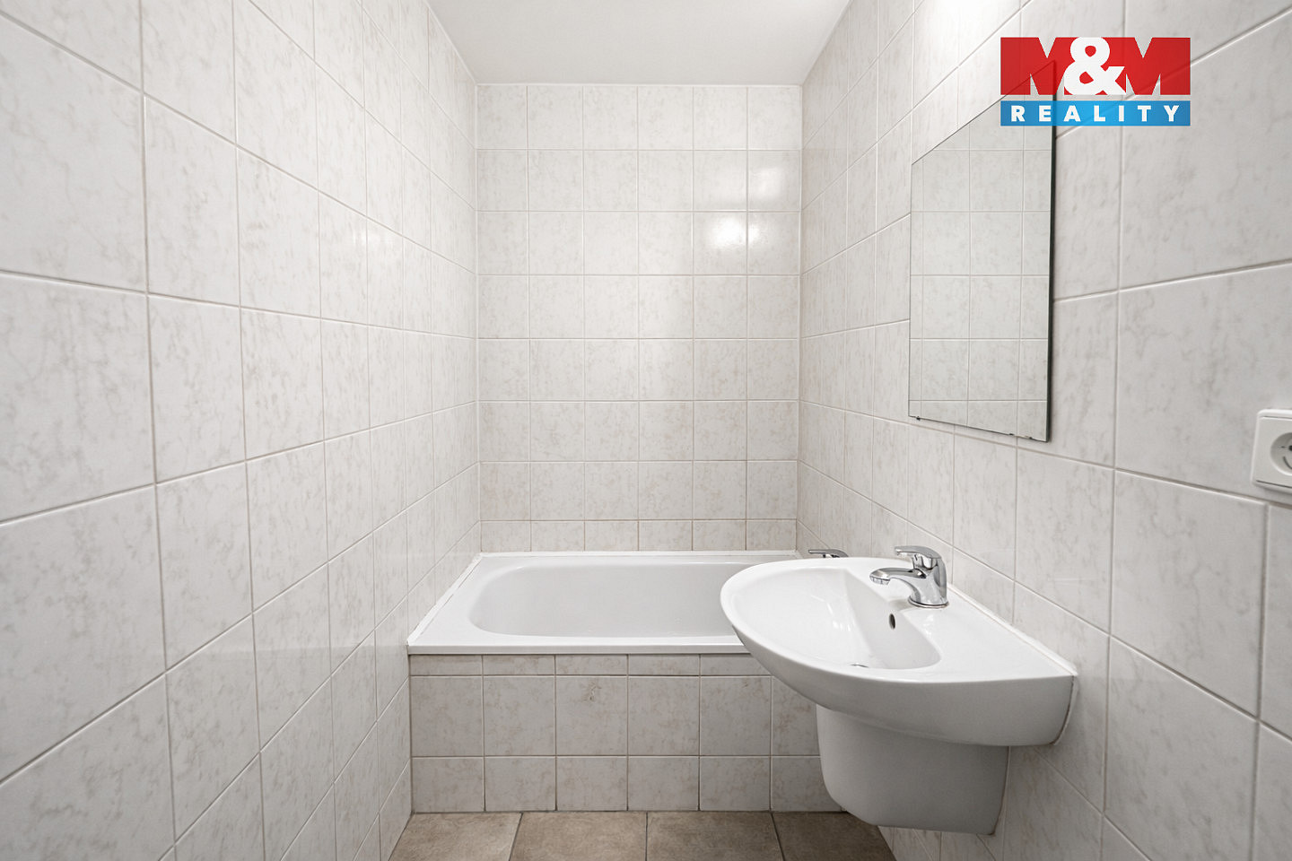 Pronájem bytu 1+kk 32 m² — photo 3