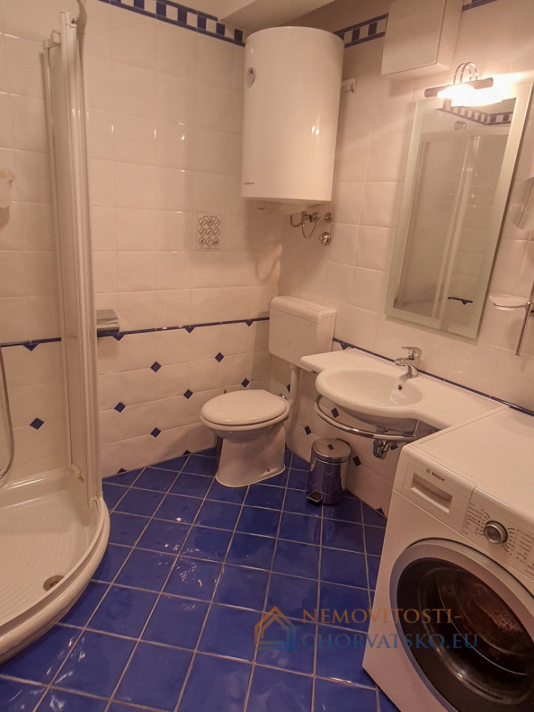 Pronájem bytu 2+kk 101 m² - Więcej
