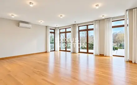 Pronájem domu 400 m² s pozemkem 1 864 m², Nebušická, Praha 6 - Nebušice