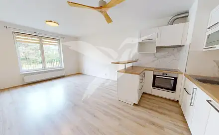 Pronájem bytu 1+kk 32 m²