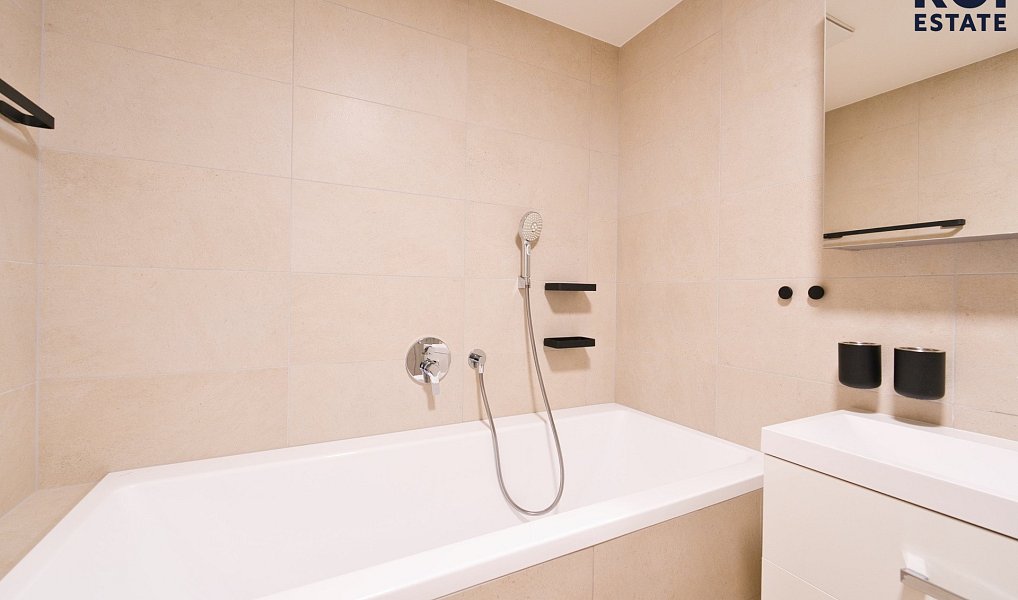 Pronájem bytu 4+kk 94 m², Brno – náhled fotky 5