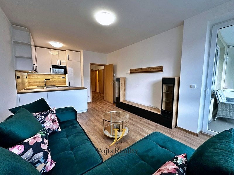 Pronájem bytu 2+kk 50 m² – pohled 3