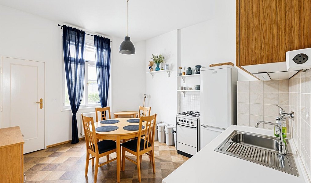 Prodej bytu 2+1 70 m², Praha – náhled fotky 3