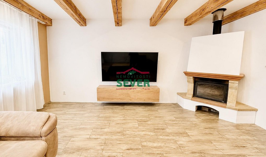 Prodej domu 220 m² s pozemkem 1 576 m², Louny – náhled fotky 8