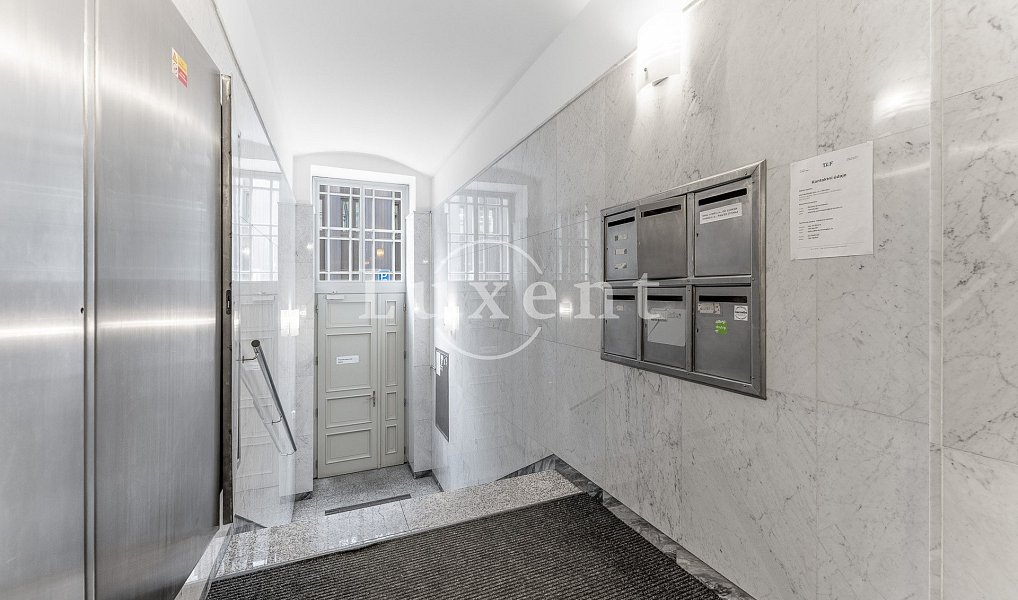 Prodej nájemního domu, činžáku 632 m², Praha – náhled fotky 13