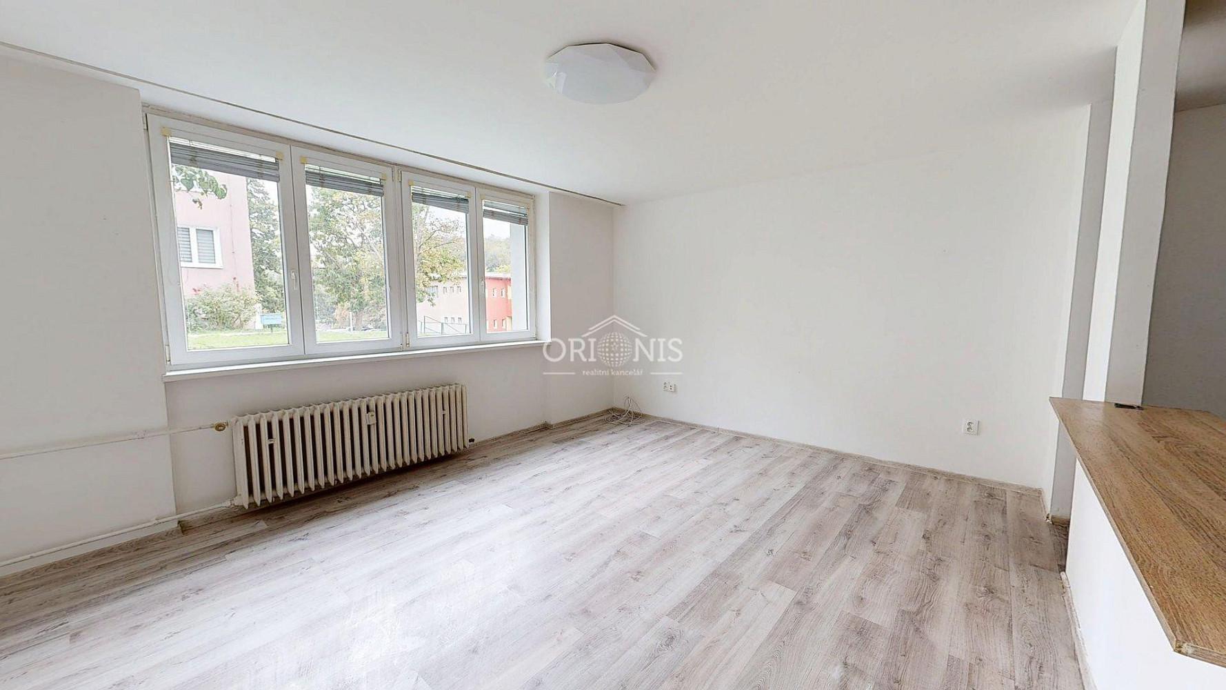 Pronájem bytu 2+1 44 m² – fotografie 4