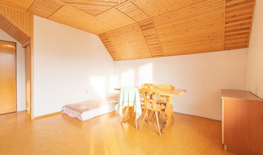 Prodej domu 204 m² s pozemkem 809 m², Kovářov – náhled fotky 9