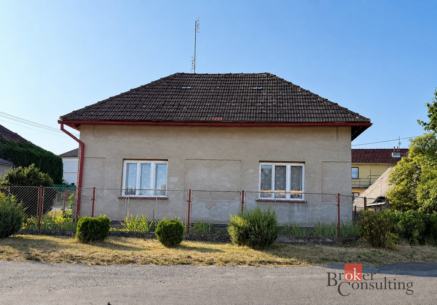 Prodej domu 112 m² s pozemkem 443 m² – fotografie 2