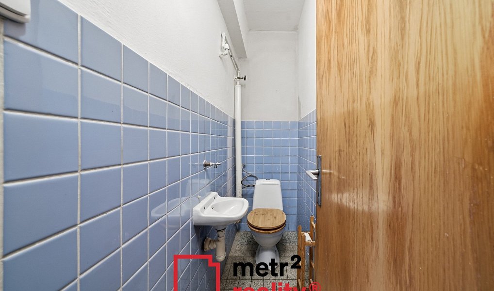 Prodej domu 303 m² s pozemkem 954 m², Charváty – náhled fotky 9