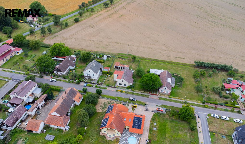 Prodej domu 120 m² s pozemkem 870 m², Brloh – náhled fotky 46